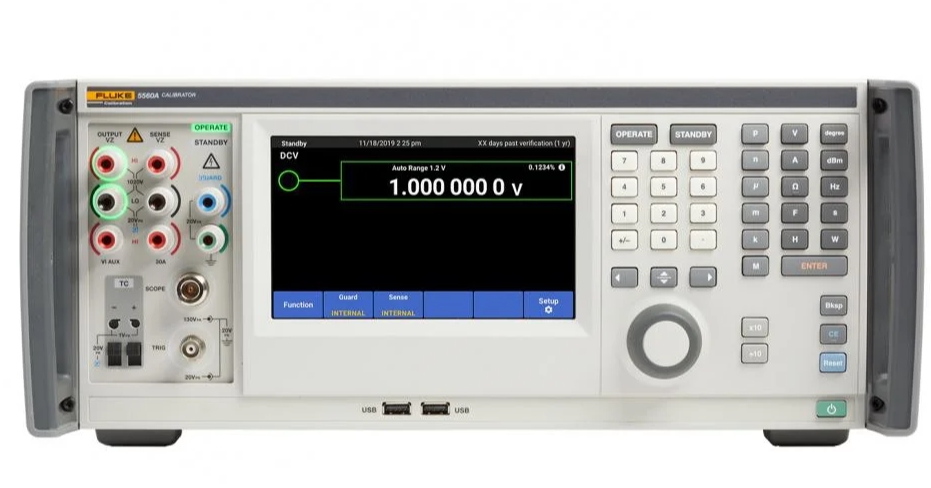 FLUKE 5560A、5550A 和 5540A Multi-Product Calibrator多产品校准器